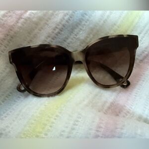 Lele Sadlughie Brooklyn Stylish Brown tortoise Sunglasses